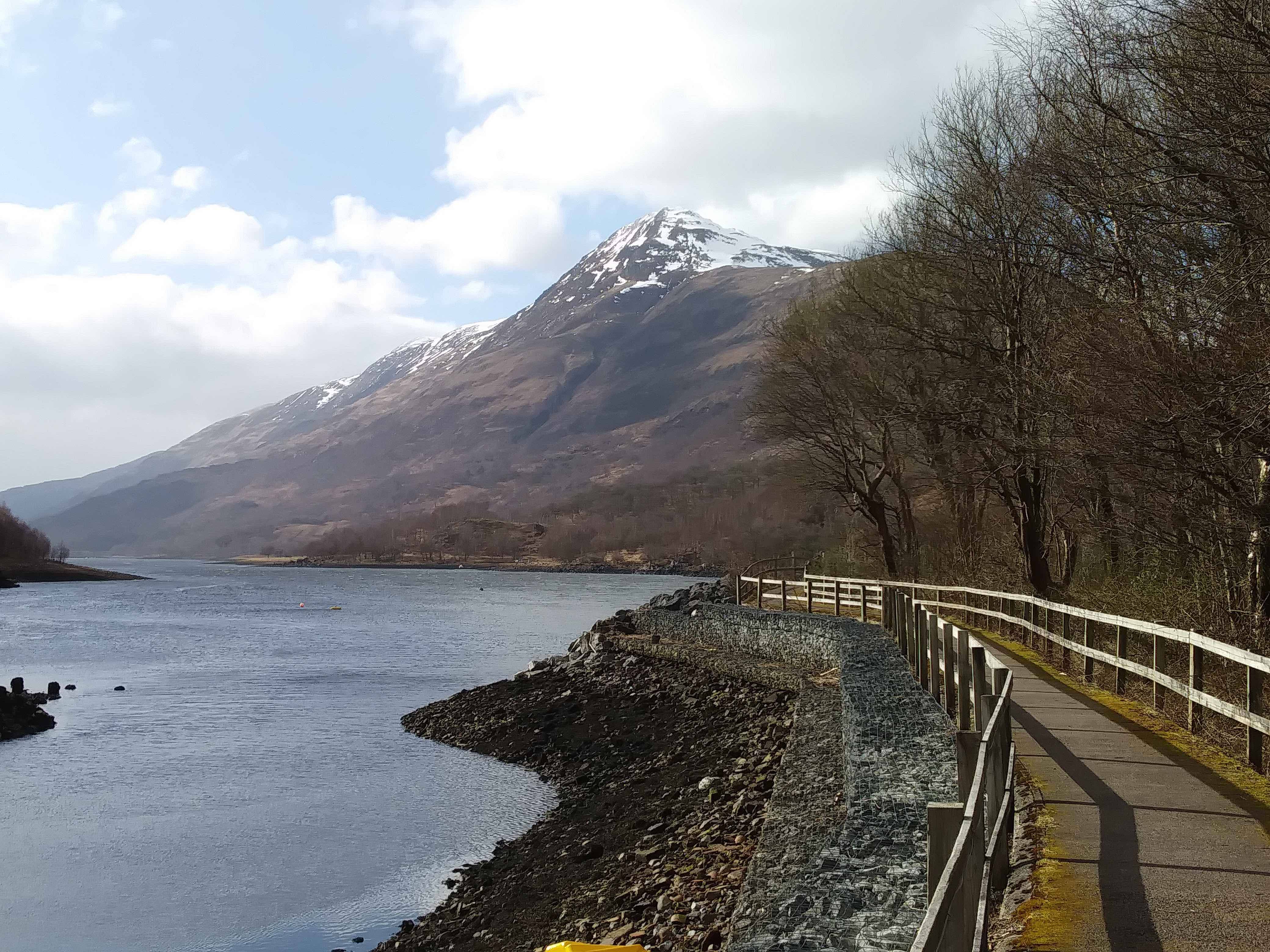 path by the loch. kinlochleven mar18